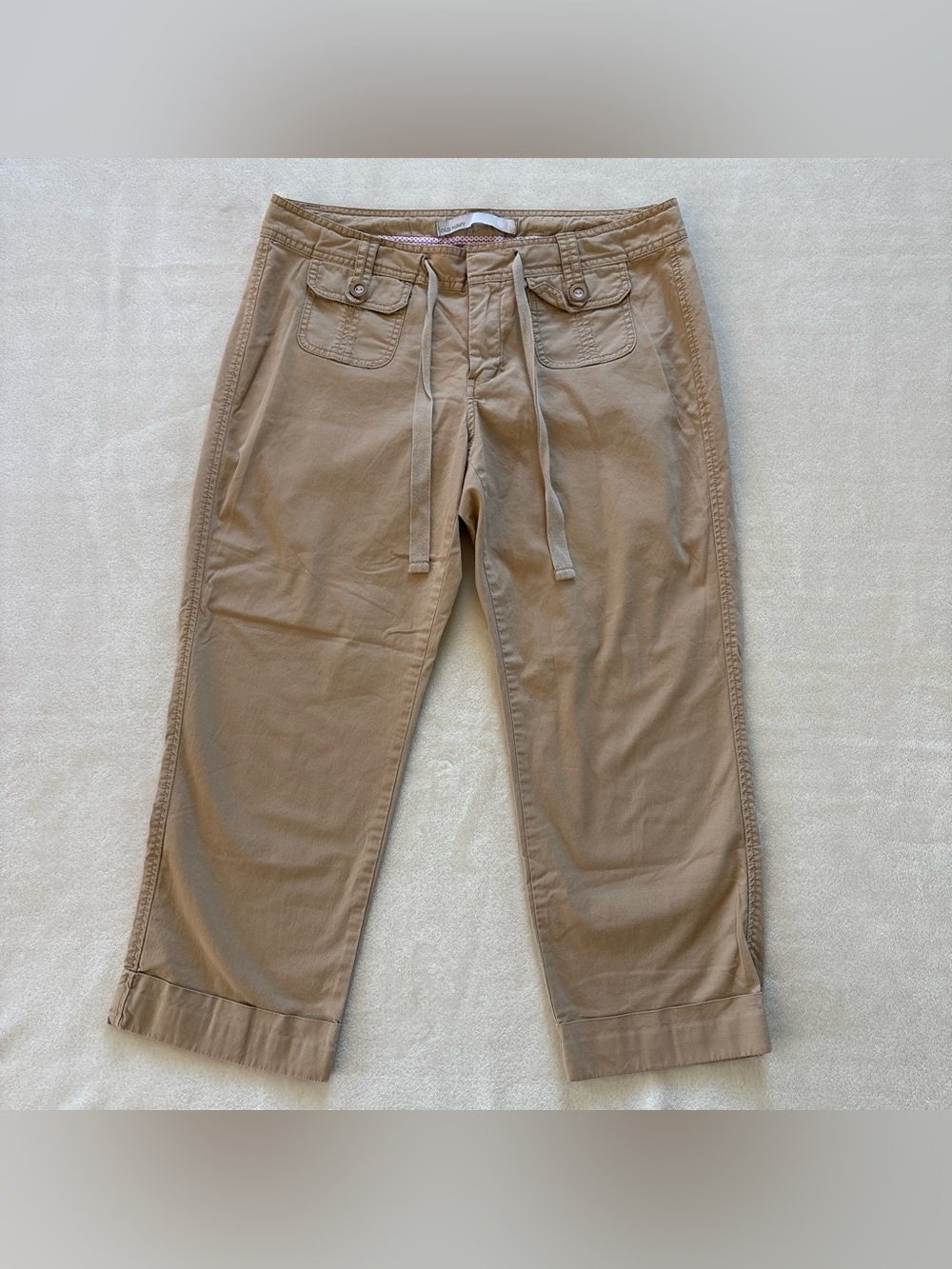 Y2K Vintage Old Navy Tan Cargo Capris Size 10